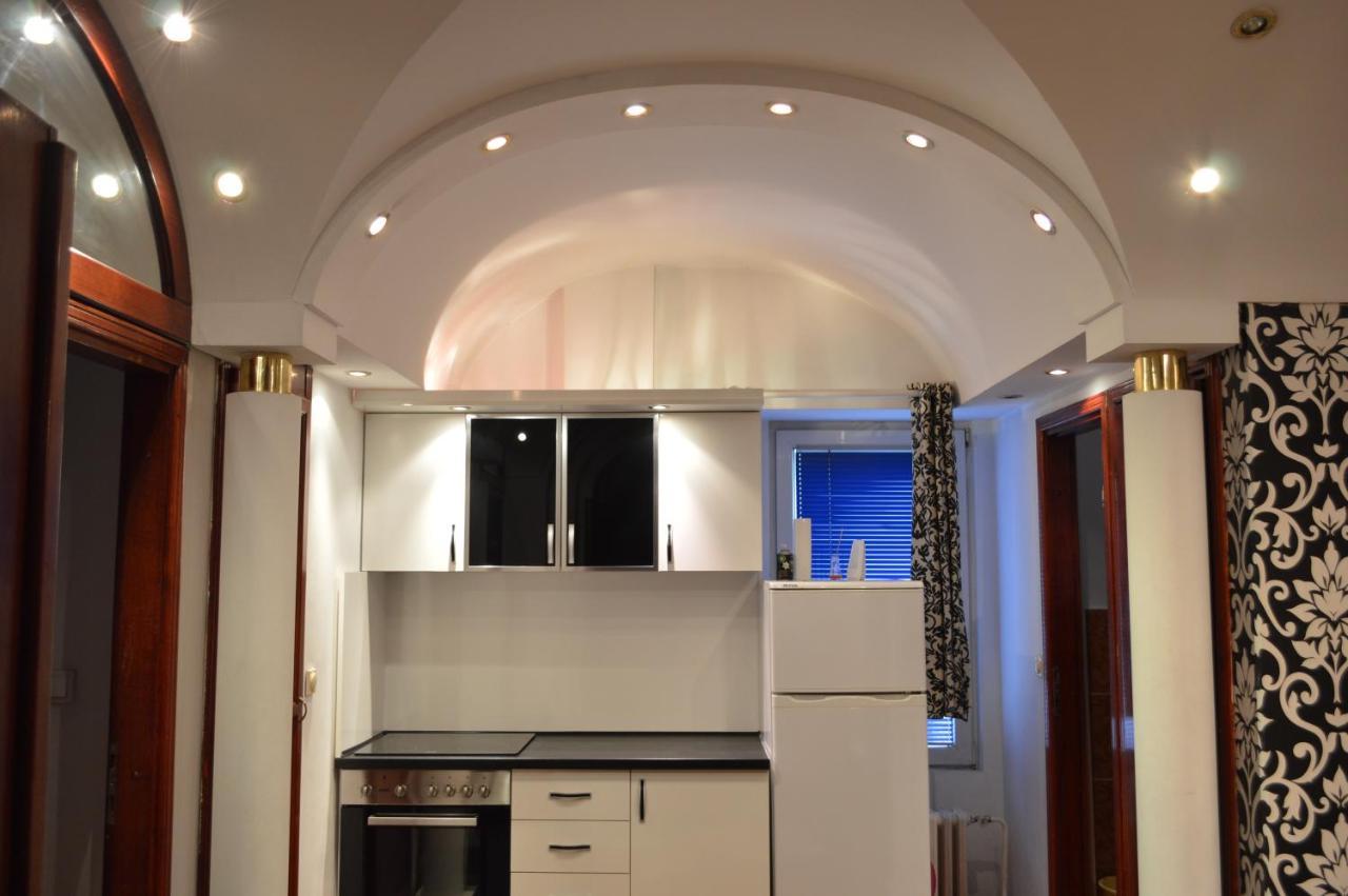 Apartment Stefanon 4 Belgrado Buitenkant foto
